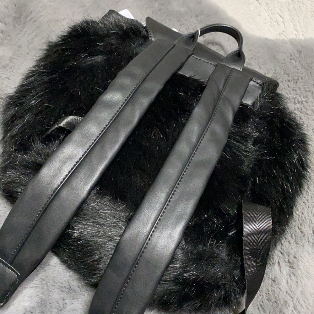 Furry/Fuzzy Backpack - Picture 2 of 3